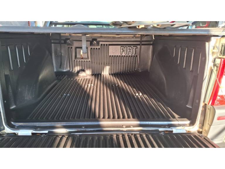 FIAT - STRADA - 2012/2012 - Branca - R$ 44.900,00