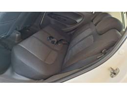 FIAT - PUNTO - 2011/2012 - Branca - R$ 34.900,00