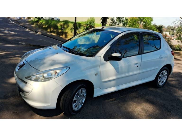 PEUGEOT - 207 - 2012/2012 - Branca - R$ 26.900,00