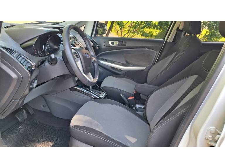 FORD - ECOSPORT - 2015/2016 - Branca - R$ 58.900,00