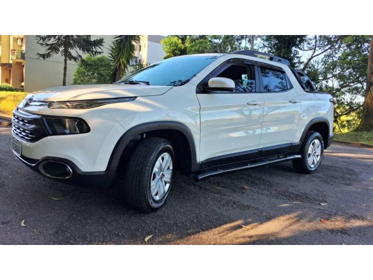 FIAT - TORO - 2018/2019 - Branca - R$ 94.900,00