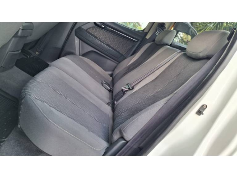 CHEVROLET - S10 - 2013/2013 - Branca - R$ 105.900,00