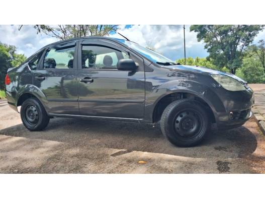 FORD - FIESTA - 2005/2005 - Cinza - R$ 24.900,00