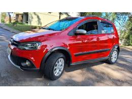 VOLKSWAGEN - CROSSFOX - 2013/2014 - Vermelha - R$ 46.900,00