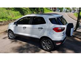 FORD - ECOSPORT - 2015/2016 - Branca - R$ 58.900,00