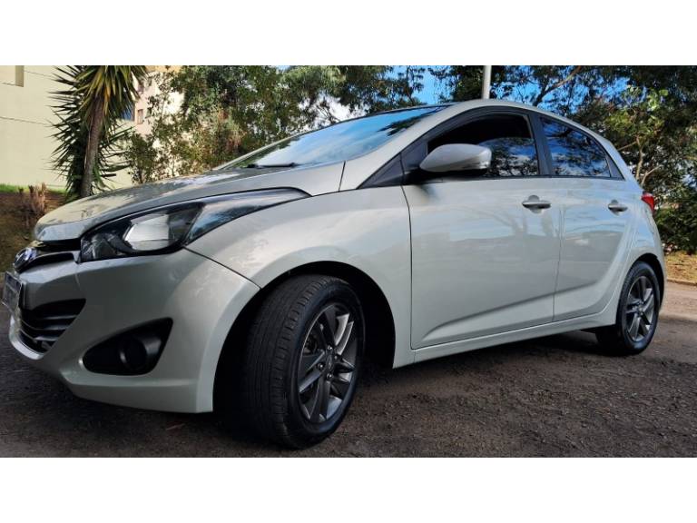 HYUNDAI - HB20 - 2013/2013 - Prata - R$ 50.900,00