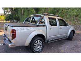 NISSAN - FRONTIER - 2014/2015 - Prata - R$ 115.900,00