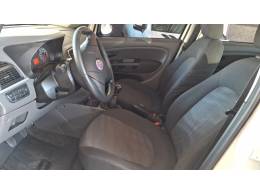 FIAT - PUNTO - 2011/2012 - Branca - R$ 34.900,00