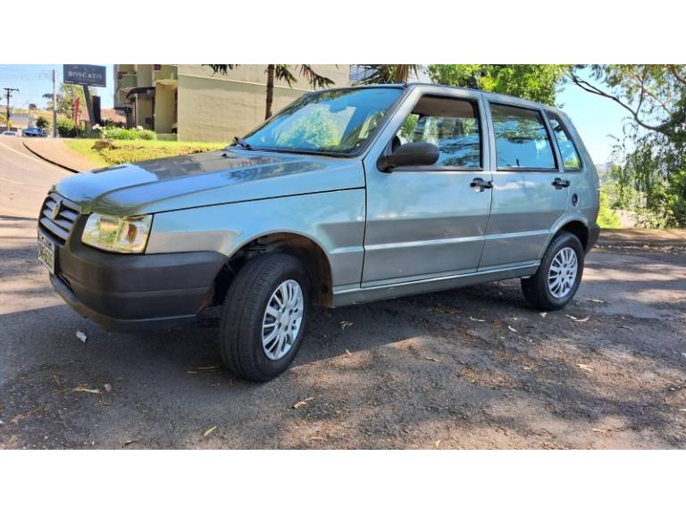 FIAT - UNO - 2007/2008 - Cinza - R$ 26.900,00