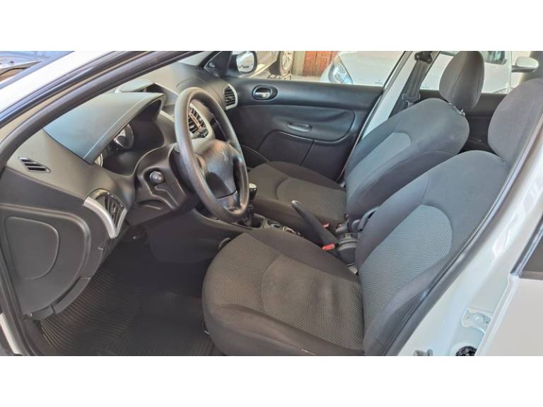 PEUGEOT - 207 - 2012/2012 - Branca - R$ 26.900,00