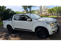 CHEVROLET - S10 - 2013/2013 - Branca - R$ 105.900,00