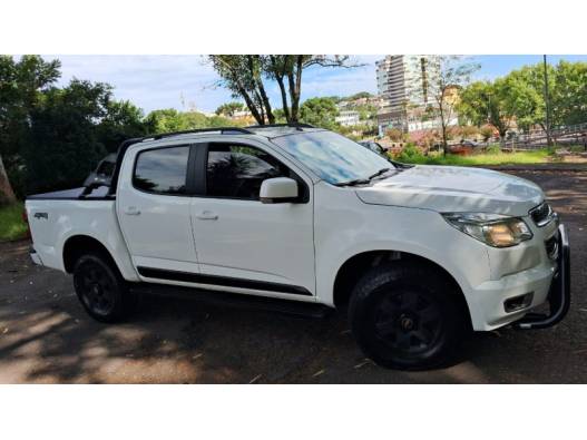 CHEVROLET - S10 - 2013/2013 - Branca - R$ 105.900,00