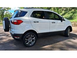 FORD - ECOSPORT - 2015/2016 - Branca - R$ 58.900,00