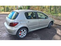 PEUGEOT - 307 - 2009/2010 - Prata - R$ 28.900,00