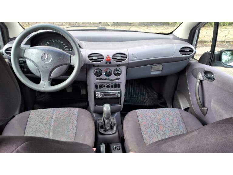 MERCEDES-BENZ - A 160 - 2004/2005 - Prata - R$ 21.900,00